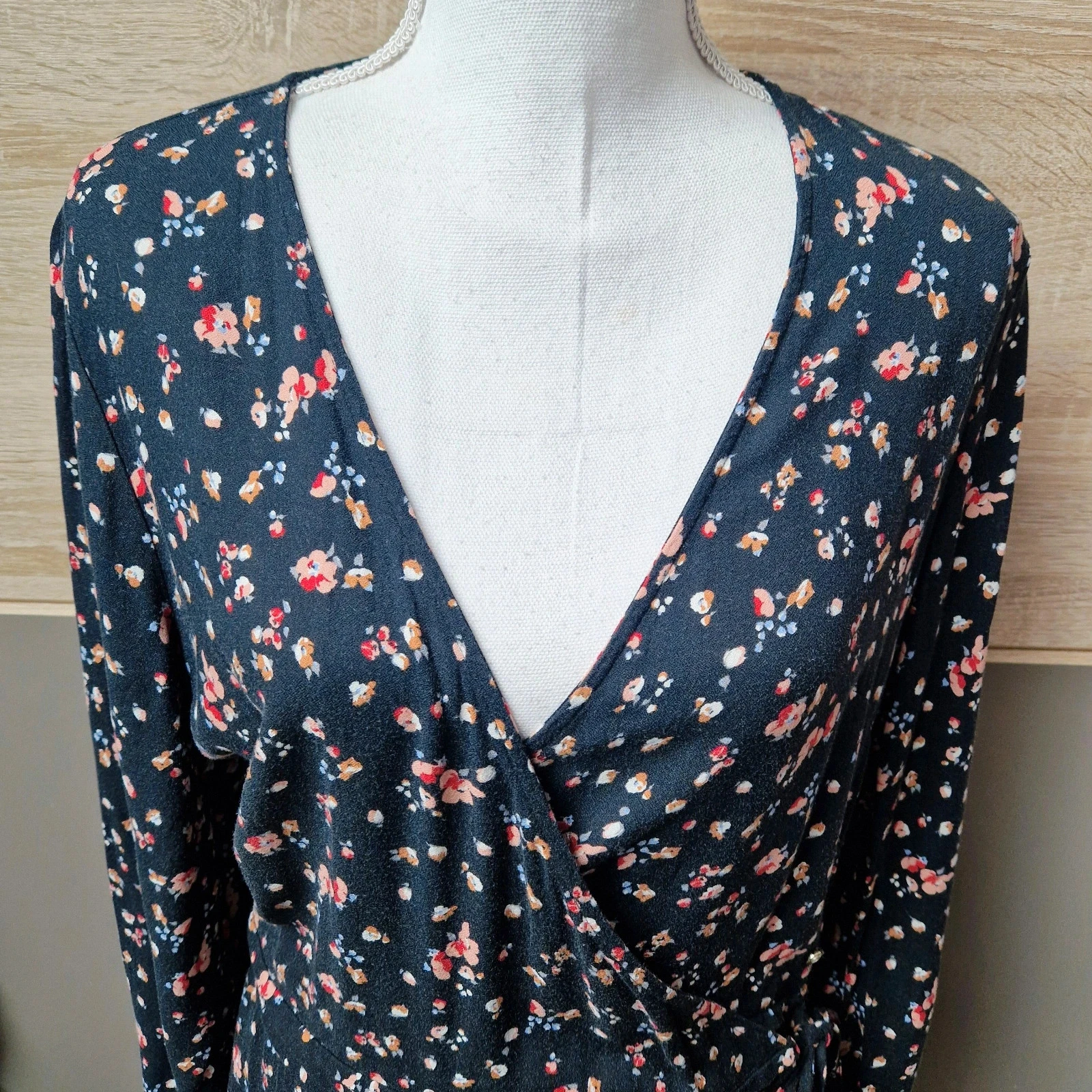 Portemonnee jurk 👗 – photo 2
